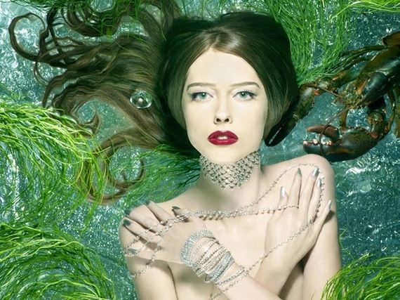 Surreal-And-Wonderful-Photos- Models-Mermaids